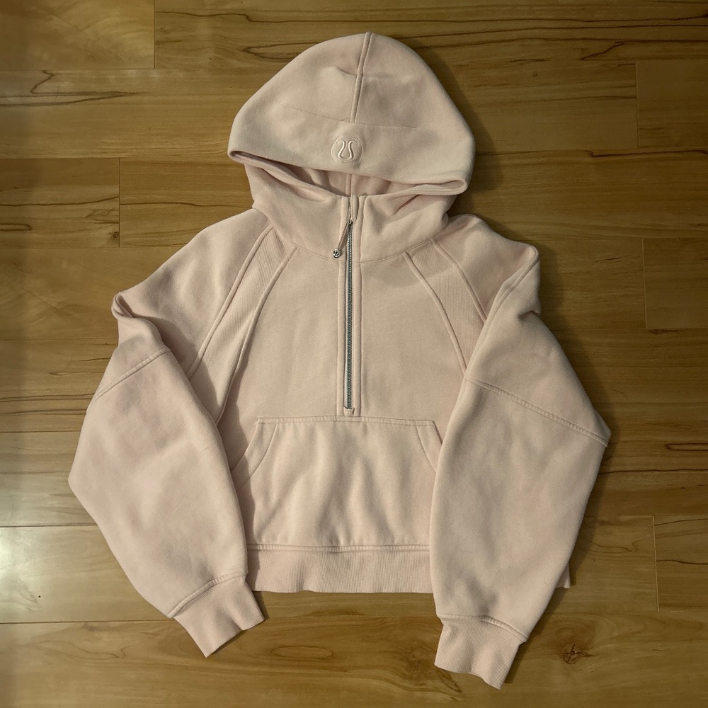 Lululemon Cropped Scuba Size M/L Color Strawberry Milkshake